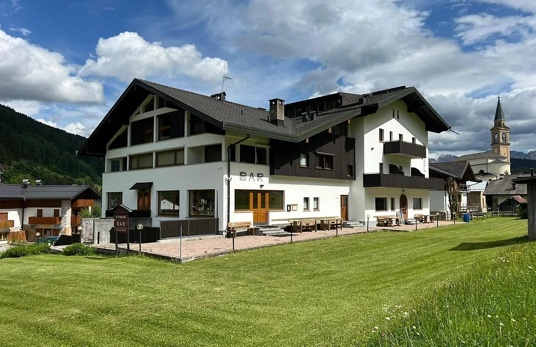 Hotel D'La Varda-1